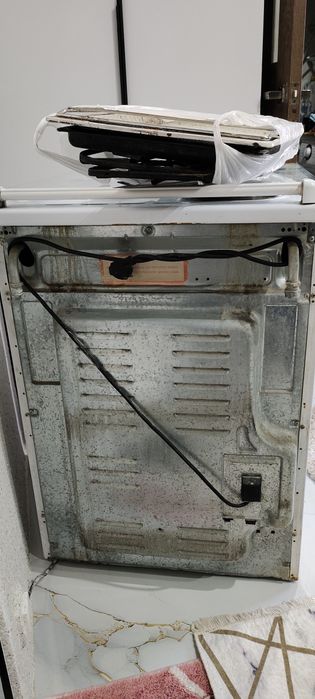 Газовая плита рабочая.