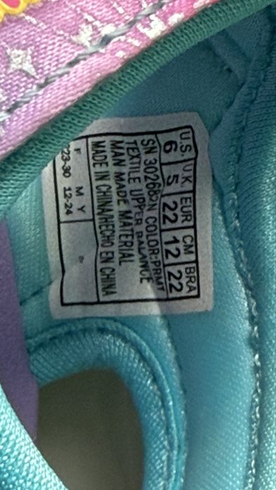 Sandale skechers fetita cu luminite