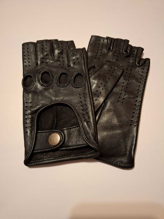 Manusi piele naturala, model degete decupatee