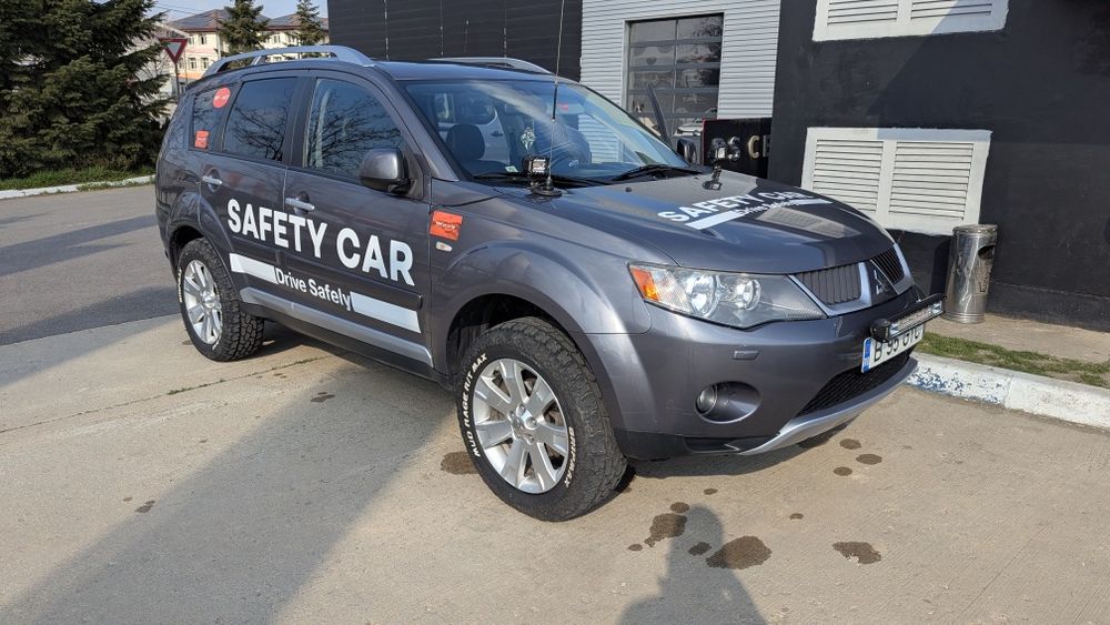 Vând/ Schimb Mitsubishi Outlander 2008 2.2 diesel