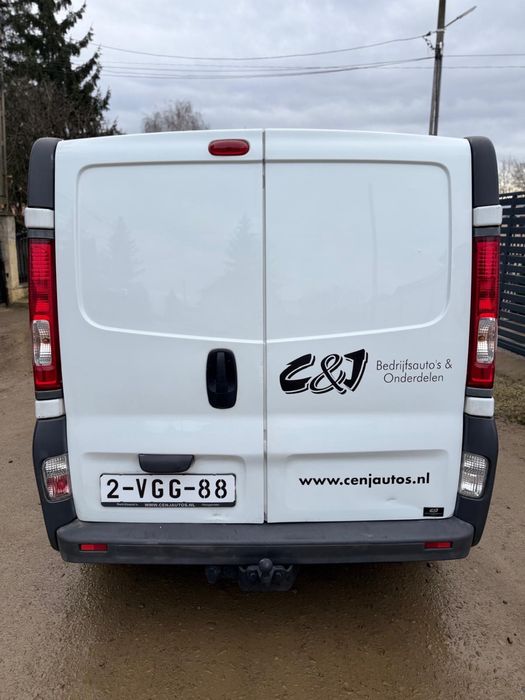 Opel Vivaro * Dubla cabina * Extralung * 2.0 Manual *
