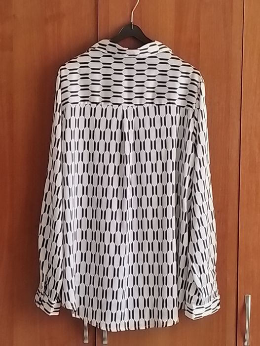 Дамска сатенена риза