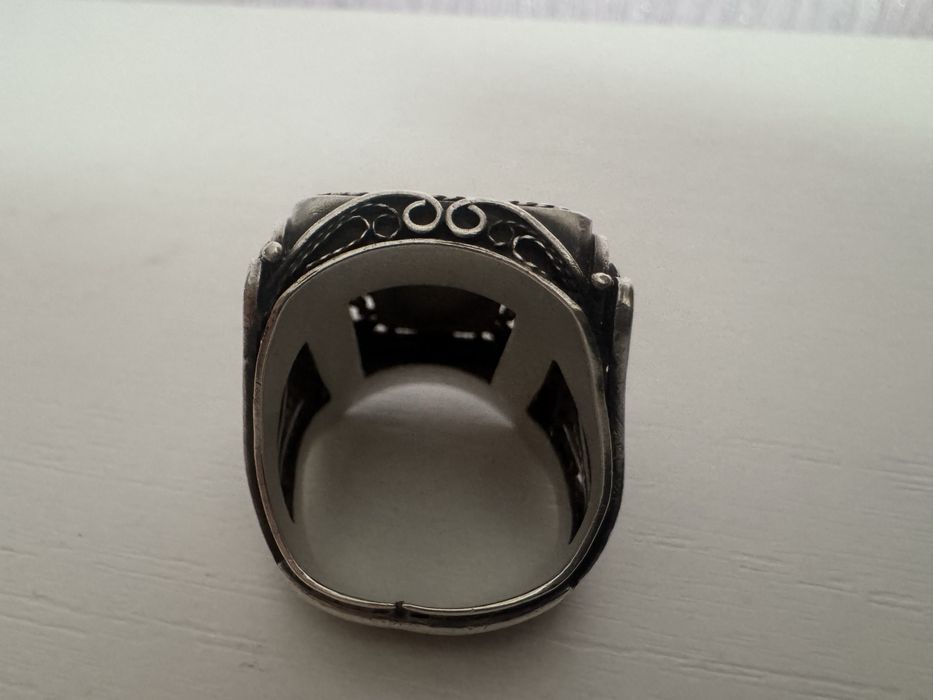 Продам печатку перстен размер 20-21