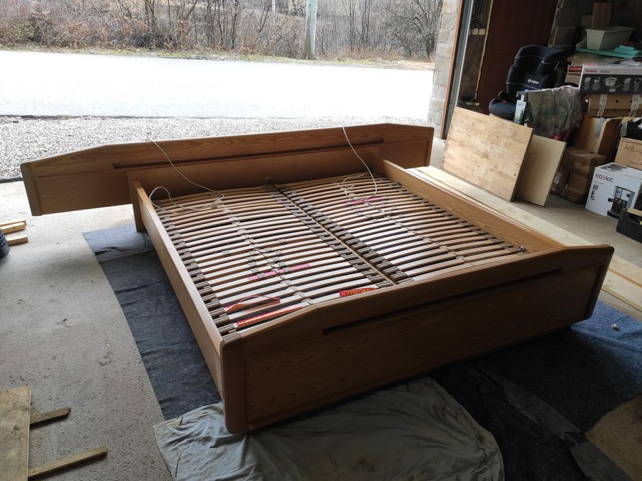 Спалня, масив фурнирована златен дъб