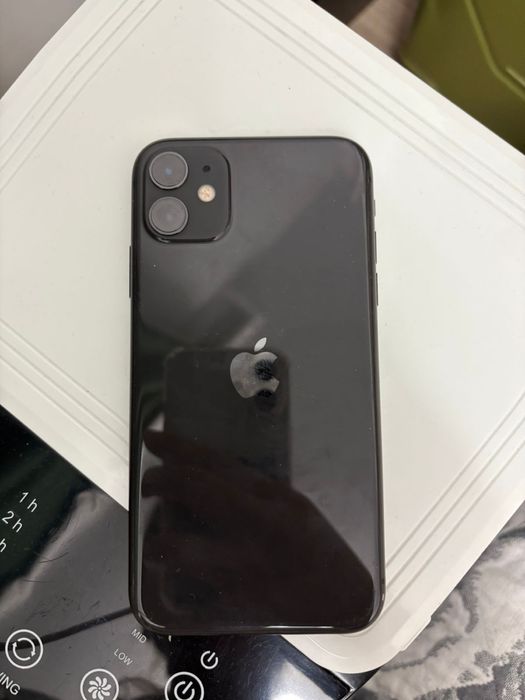 Iphone 11/64 гб.