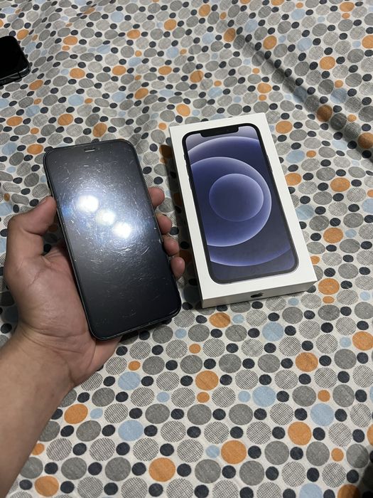 Айфон 12\128гб\77%