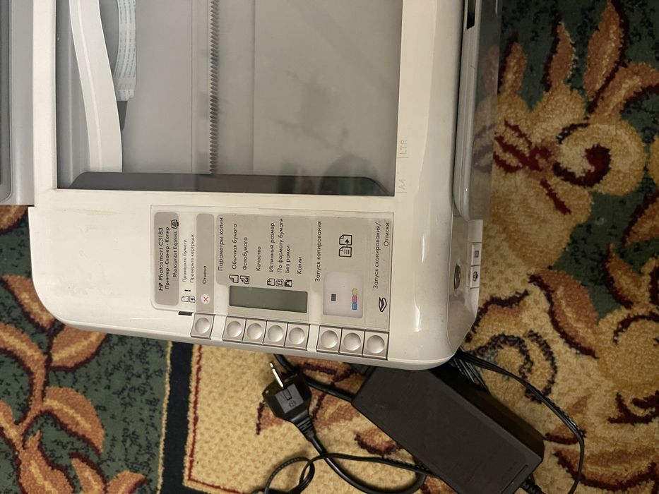 Срочно продаю Принтер Hp ,работает,не пользавались