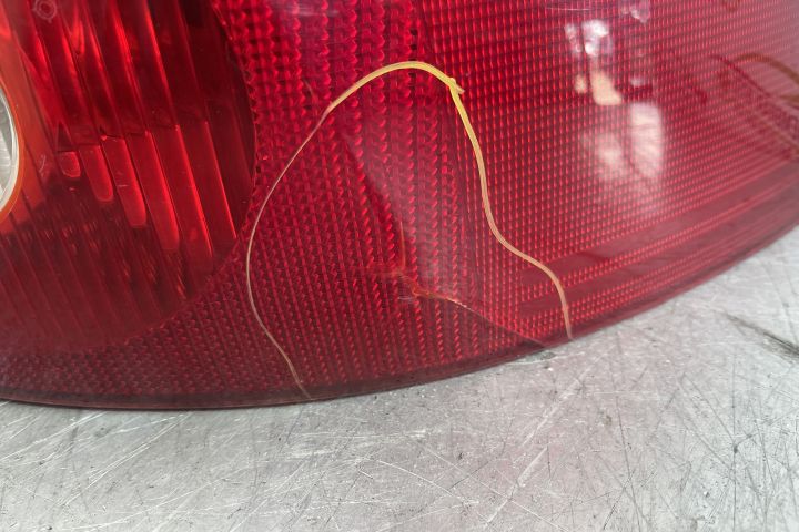 Lampa / Tripla stop dreapta pe aripa CU DEFECT 1S7113404A / 1S71-1340