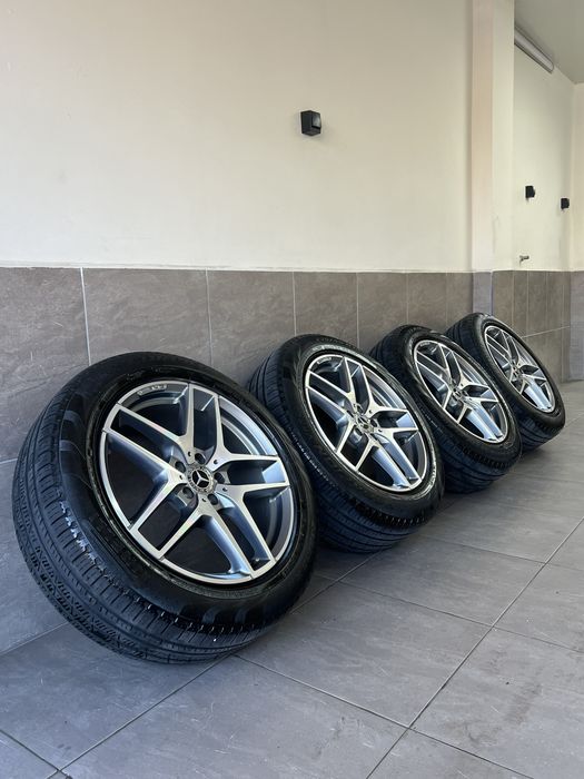 Джанти AMG 19 5х112 с гуми 235/55/19 Pirelli