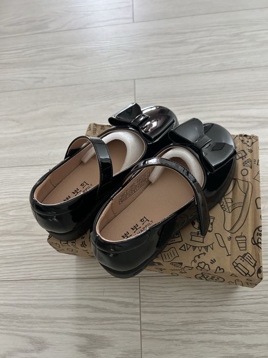 Туфли школьные новые