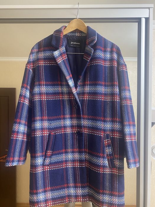 Пальто женское  Stradivarius