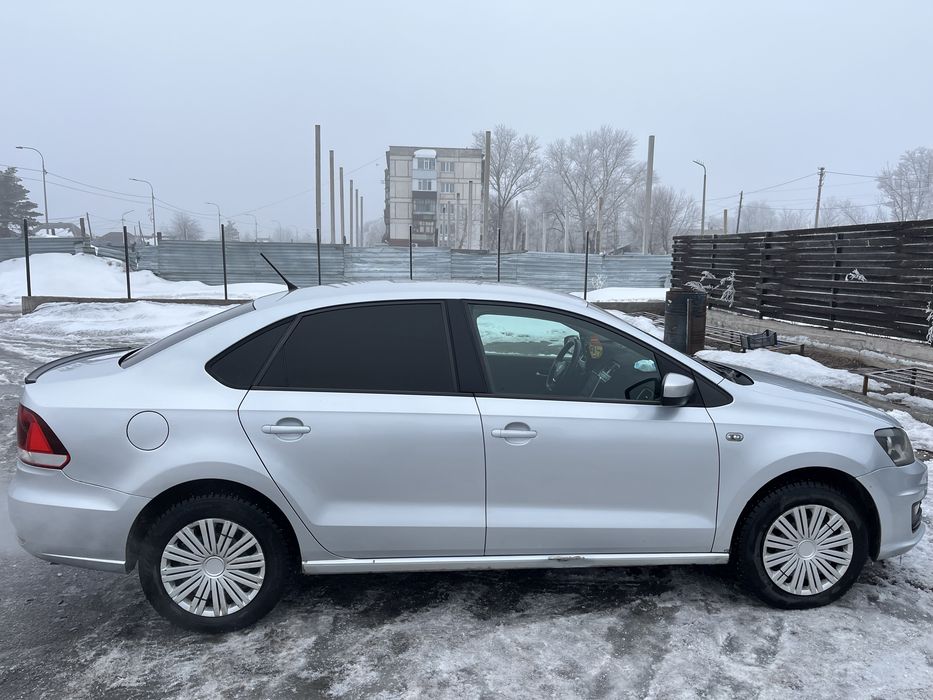 Фольксваген поло 2015г.