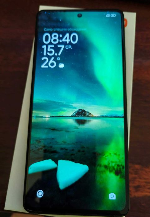 Продавам Redmi Note 12 Pro 5G