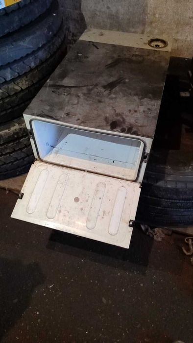 Хладилник за камион