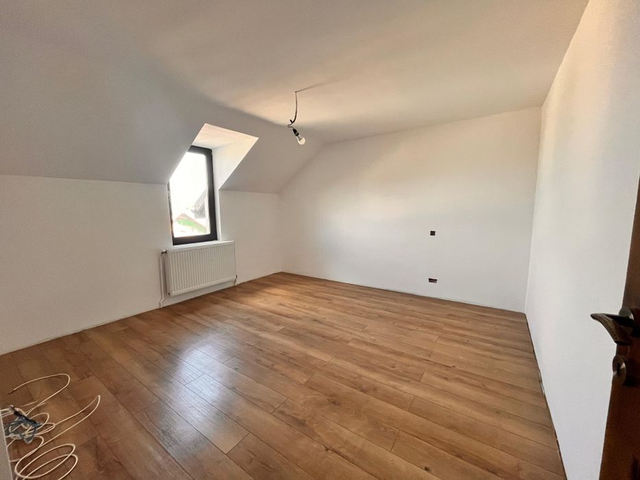 Casa de vanzare P÷M //.Suprafata Construită 260 mp