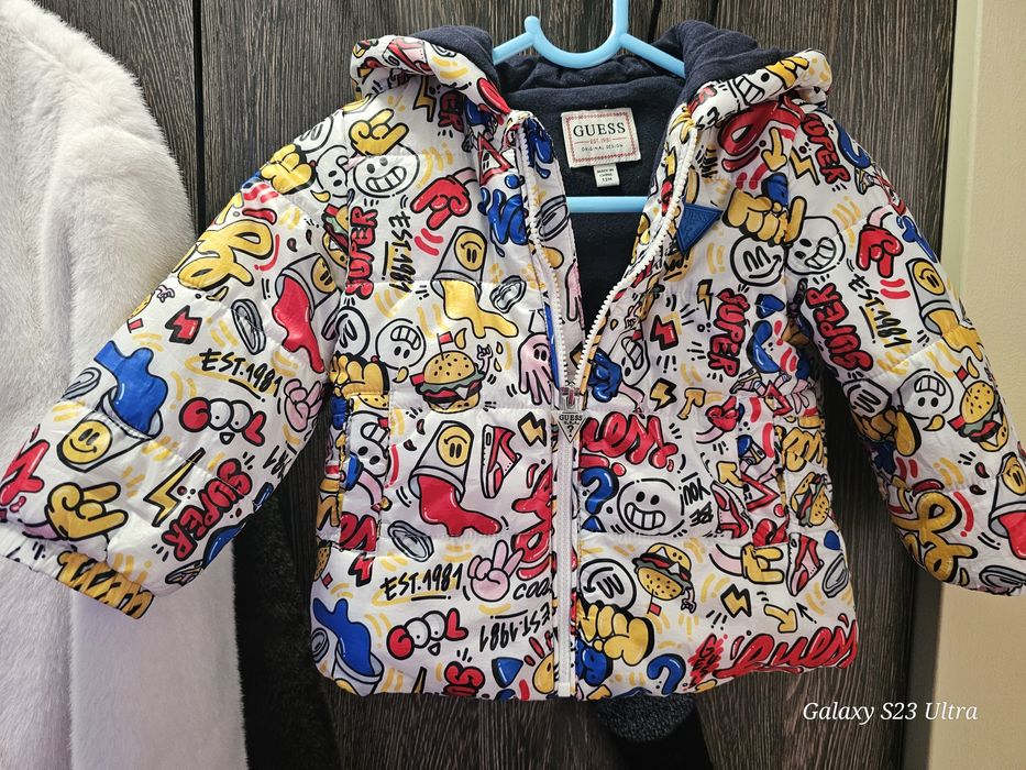 Детски якета Guess