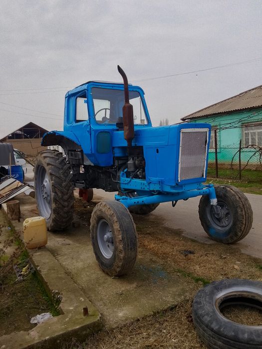 Трактор продажа с плуком