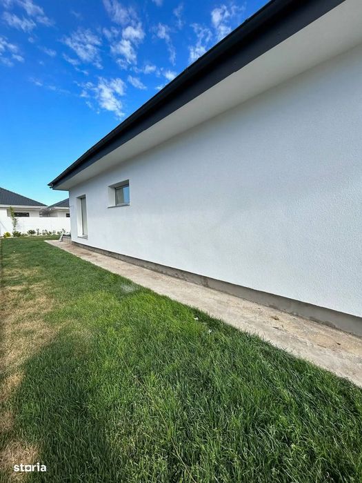 Vila individuala spectaculoasa, gradina mare, ansamblu LUX