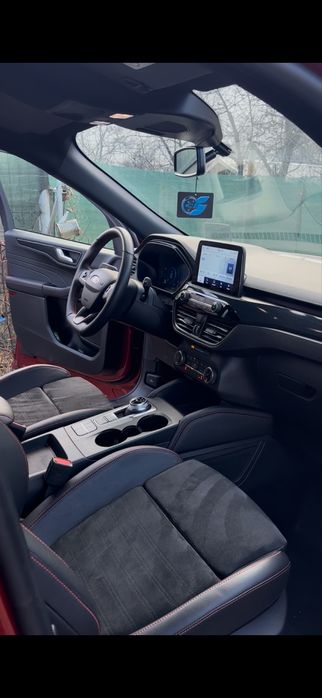 FORD Kuga 2023 — imagine 5