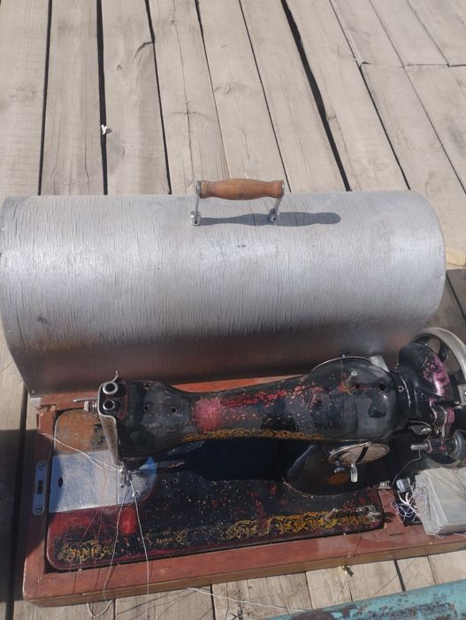 швейная машина продается 12000 тг