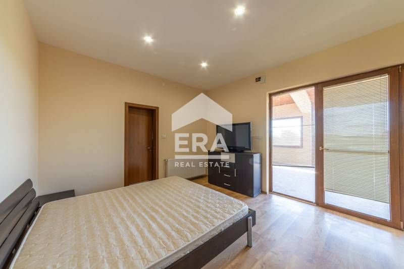 Продава се Къща в с. Болярци, Област Варна - 340 кв.м за 1736 €/кв.м - Снимка #10