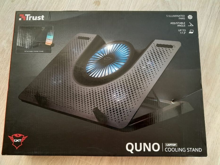 Продам охлаждающую поставку для ноутбука