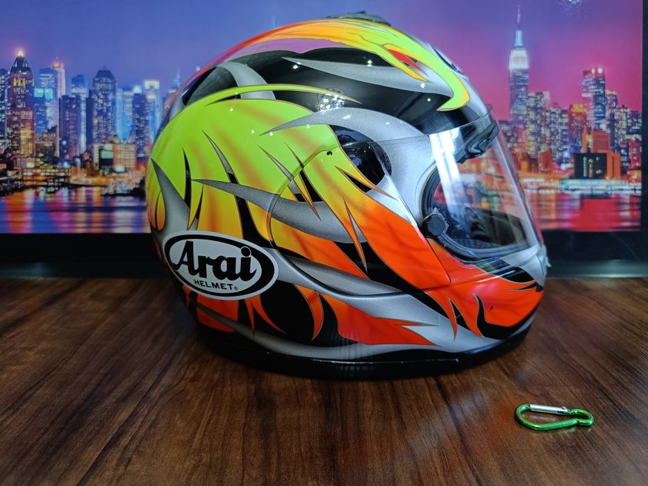 Мото шлем от Японского бренда ARAI QUANTUM e