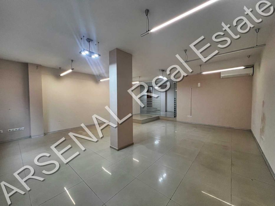Дава се под наем Офис в София, Център - 108 кв.м за 747.66 € - Снимка #3