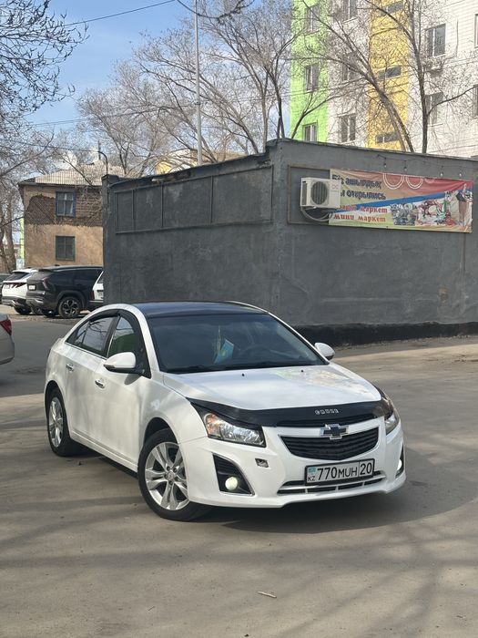 Продам Chevrolet Cruze 2013