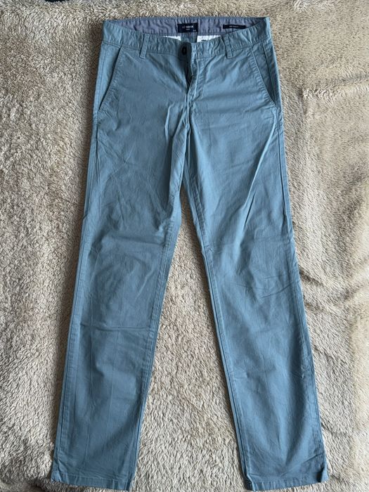 Pantaloni– slim fit (casual / smart casual)