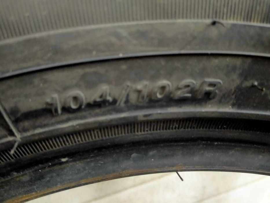 Продам шины зимние