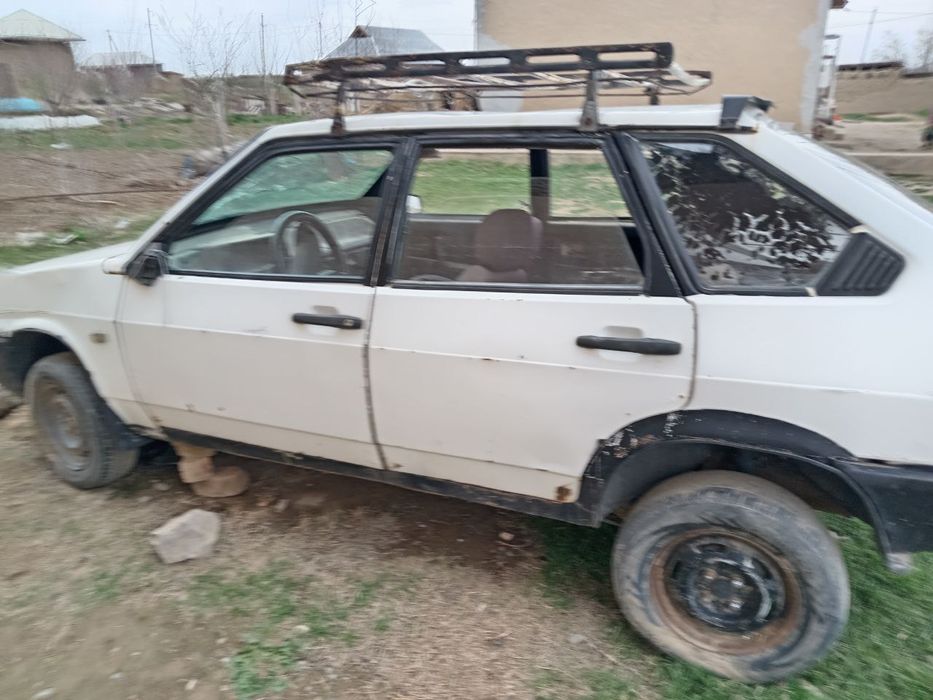 Запчастга ваз 2109 сотилади
