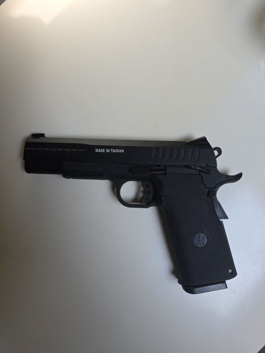 Реплика пистолет за Airsoft KJ Works KP-08