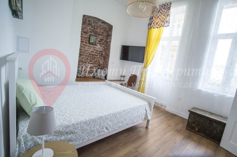 Дава се под наем Тристаен апартамент в София, Център - 90 кв.м за 900 € - Снимка #6