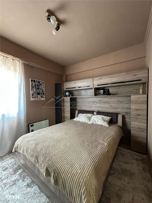 Apartament 2 camere,decomandat,Paleu,Cartier Orizont 2,Oradea,Bihor