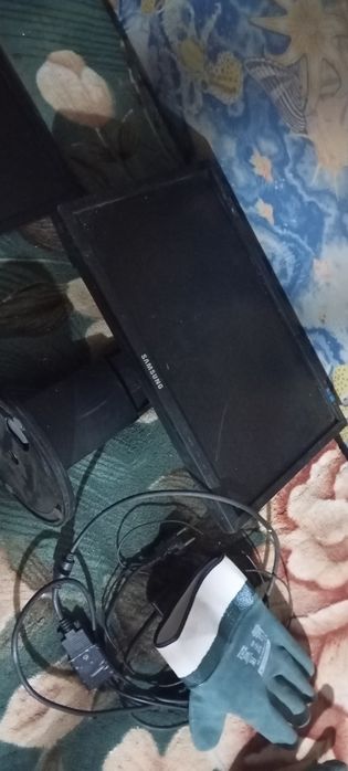 Монитор продам  монитор