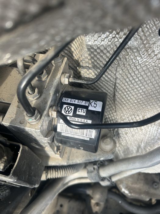 Pompa ABS Volkswagen Jetta Hybrid 2014