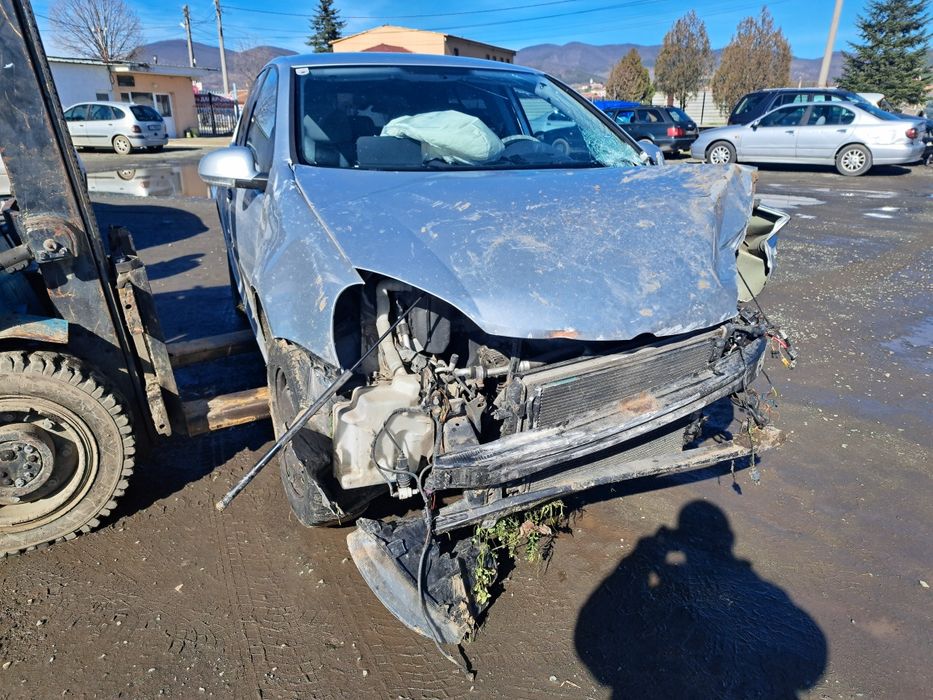 Голф 5 1.4 16V на части !