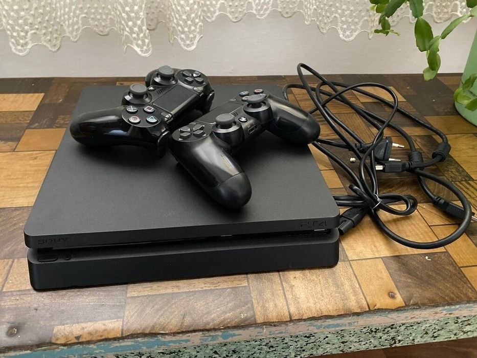Sony Playstation 4 slim 1Tb