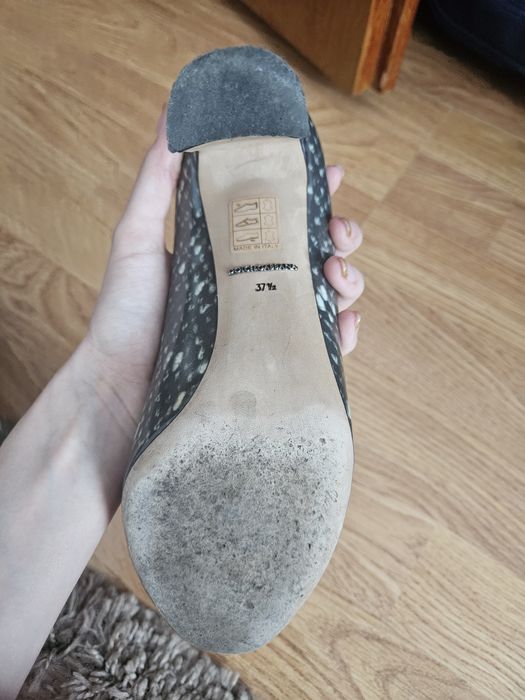Pantofi Dolce&Gabbana deosebiți