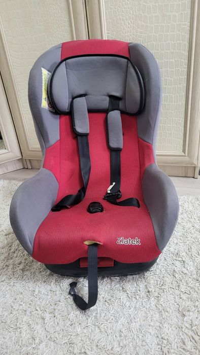 Автокресло продам