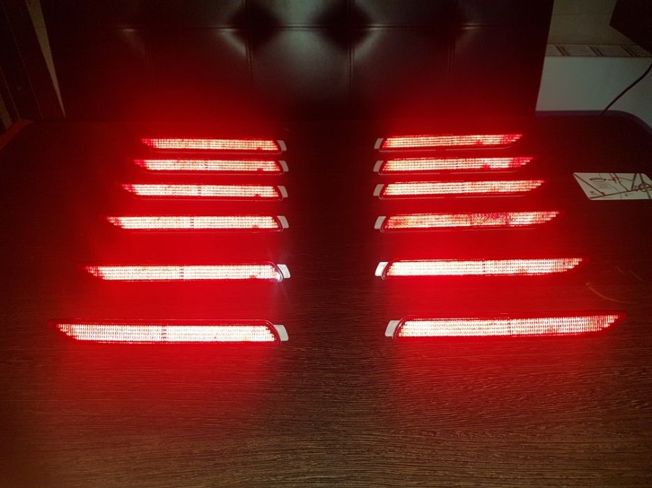 Отражатели в бампер Toyota,Lexus