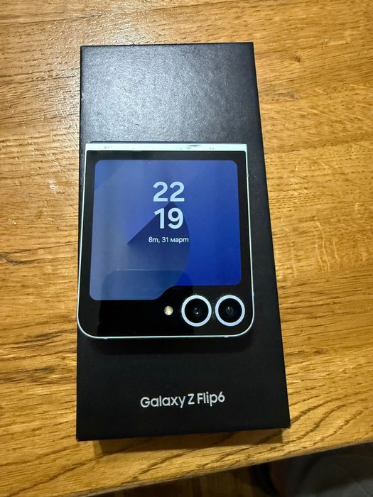 Samsung Galaxy Z Flip 6 5GB 256 GB
