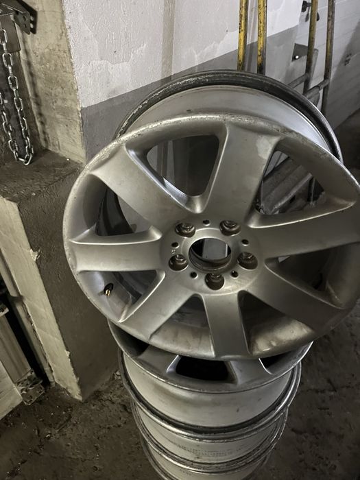 Продам диски 5*120 *17