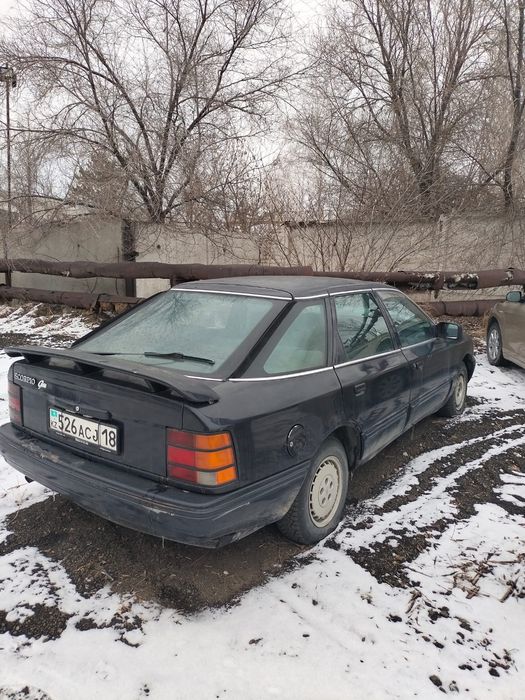 Продам машину Ford Scorpio