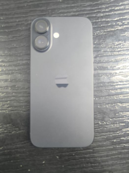 iPhone 16 , 128gb, negru, ca nou