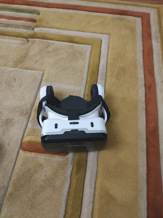 Очки виртуальные