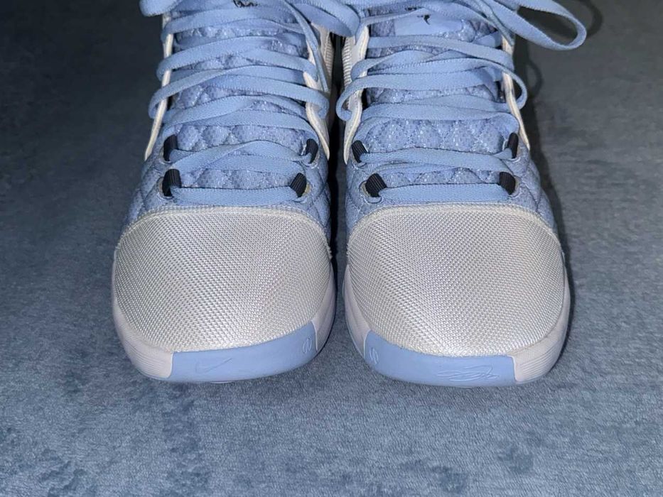 Adidași baschet Nike LeBron Witness 8 'UNC', Mărimea 44.5
