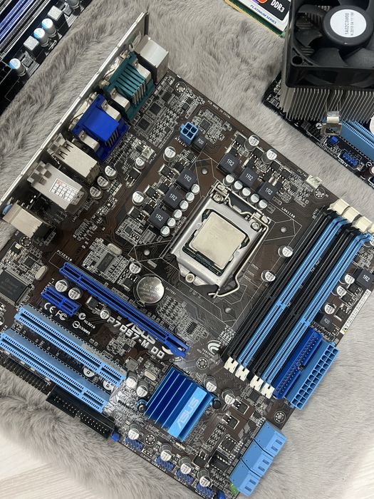 Piese calculatoare gaming