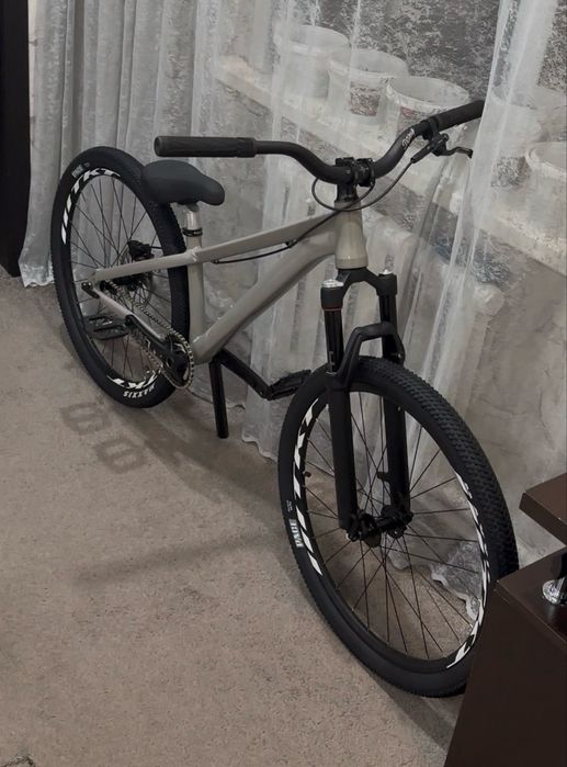 Продаю ерек м10 полностью кастом